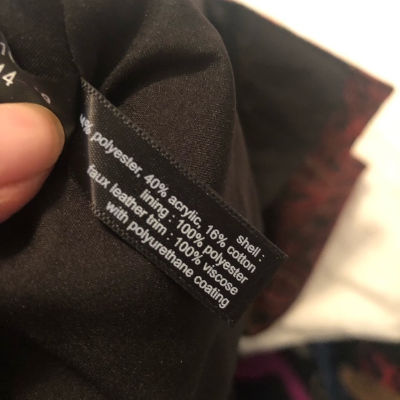 The Limited Pencil Skirt - Picture 3 of 4